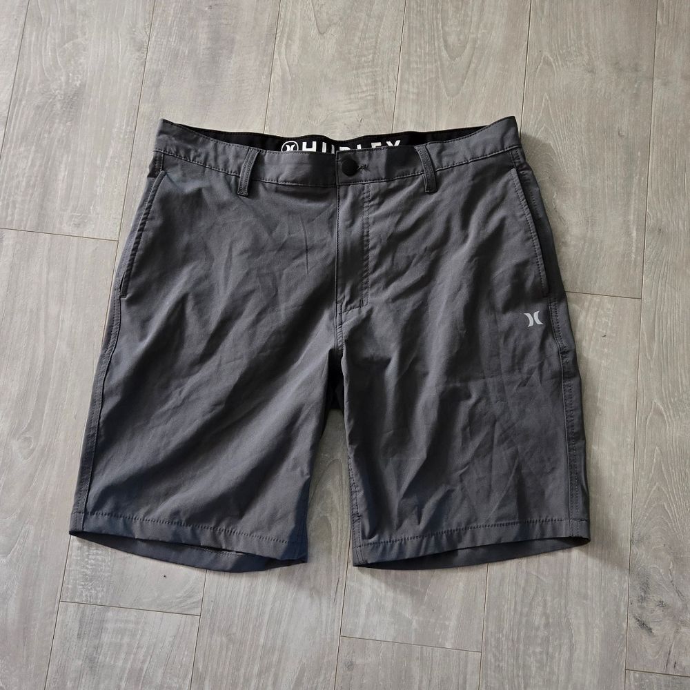 Hurley Men's Grey Shorts